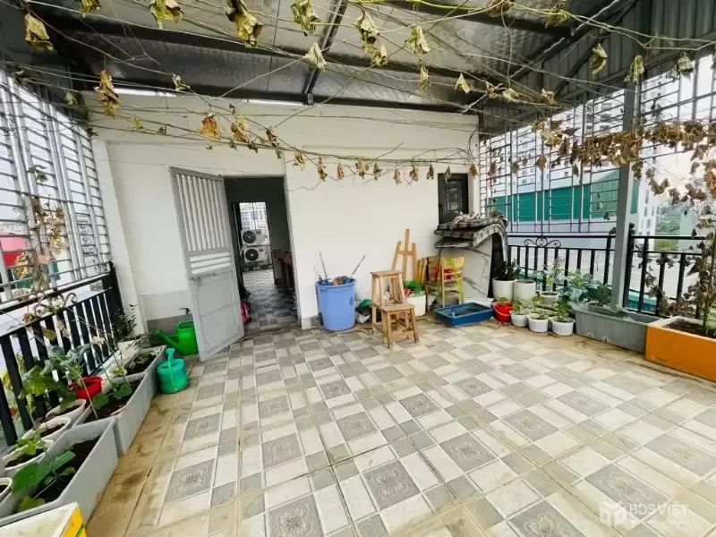 bán tòa CCMN xuân thủy 60m x7 tầng thang máy 18,9 tỷ 20m ra phố 11 phòng