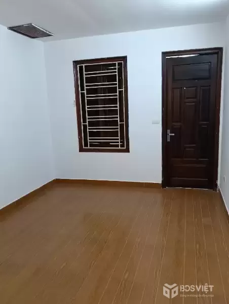 Bán gấp giá rẻ nhà Cầu Bươu 25m, 4 tầng, mặt tiền 3.5m, 2.8 tỷ Thanh Trì.