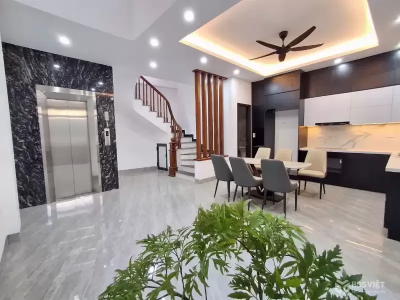 BÁN NHÀ LONG BIÊN THANG MÁY 4 NGỦ Ô TÔ BỒ ĐỀ