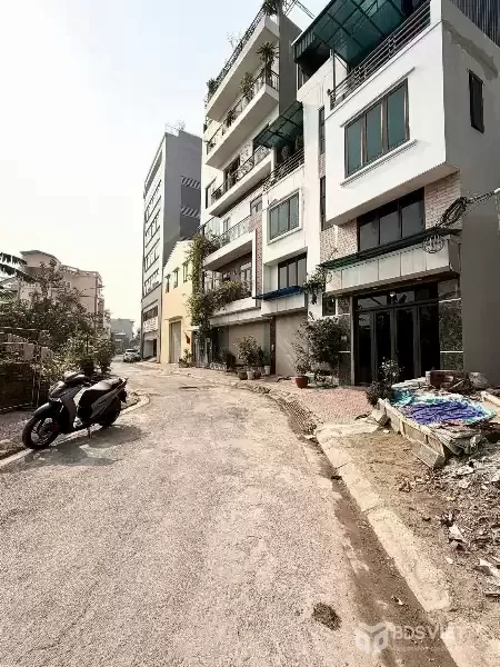 Bán Đất phân lô,  vỉa hè , phường Cự khối Long Biên.