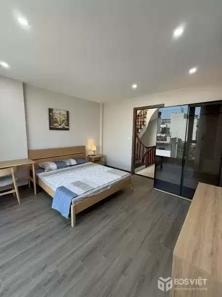 BÁN NHÀ DÂN XÂY RẤT CHẮC CHẮN VÀ HIỆN ĐẠI TẠI PHỐ LỆ MẬT, PHƯỜNG VIỆT HƯNG, LONG BIÊN