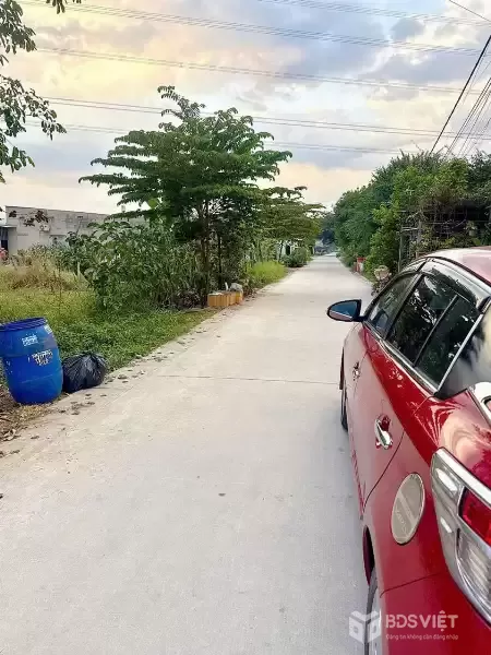 Bán nhà cấp 4 hẻm Lê Thị Bay , Tân Thạnh Đông dt 140m2 ,2pn,2wc giá 2,55 tỷ