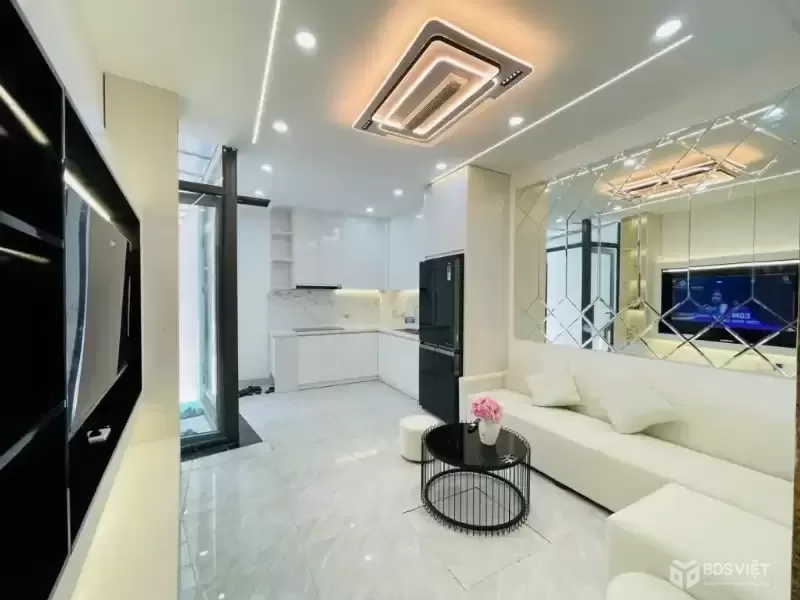 Bán Nhà Định Công Hạ 38.5m2. 6 tầng. mặt tiền 4m. giá 8.7 tỷ Hoàng Mai Hà Nội