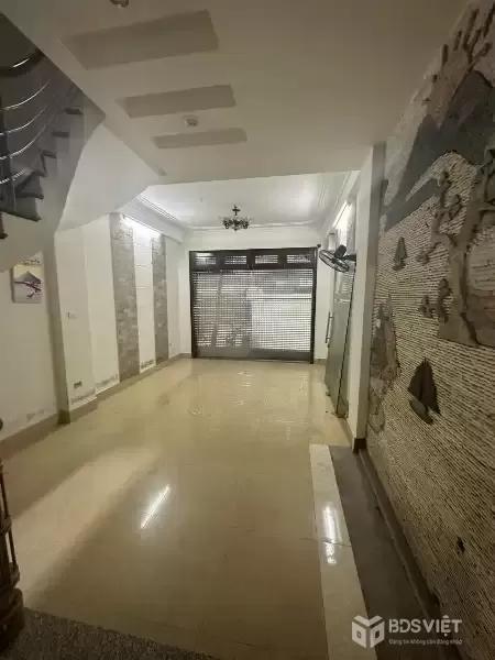 Bán Nhà Đền Lừ 1. 40m2. 5 tầng. mặt tiền 4m. giá 17.9 Tỷ Hoàng Mai Hà Nội