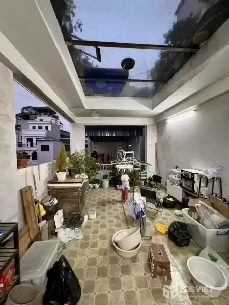 Bán Nhà Thổ Quan 50m2. 5 tầng. mặt tiền 3.8m. giá 17 tỷ Đống Đa Hà Nội