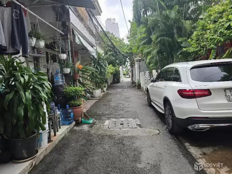 Chưa đến 100tr/m2! Bán biệt thự Thảo Điền Q2 cũ - 406m2, Sổ Hồng, HDT 40tr