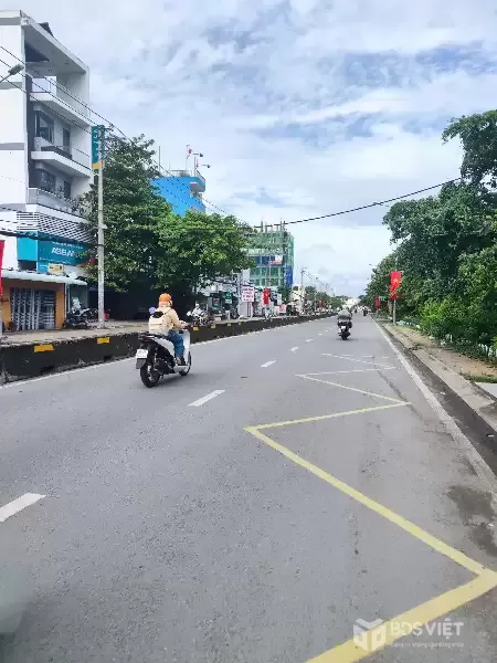 CẦN BÁN SIÊU PHẨM 223M2 NHÀ CẤP 4 MT ĐƯỜNG NGUYỄN HỮU TRÍ