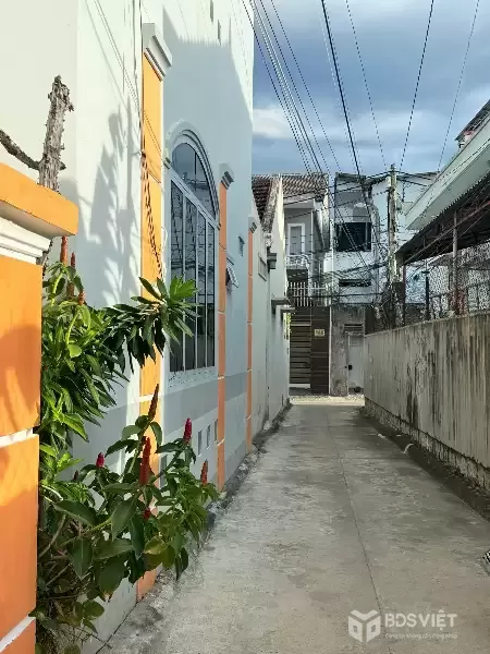 Bán nhanh nhà 2 tầng hẻm Thủy Xưởng – gần Lotte – 2,5 tỷ