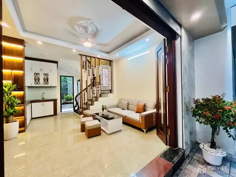 Bán Nhà Vĩnh Hưng 30m2. 5 tầng. mặt tiền 4m. giá 7.68 Tỷ Hoàng Mai Hà Nội