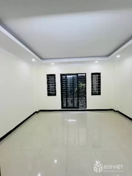 Bán Nhà Vĩnh Hưng 30m2. 5 tầng. mặt tiền 4m. giá 7.68 Tỷ Hoàng Mai Hà Nội