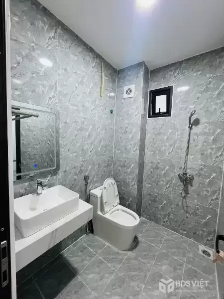 Bán Nhà Vĩnh Hưng 30m2. 5 tầng. mặt tiền 4m. giá 7.68 Tỷ Hoàng Mai Hà Nội