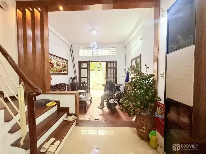 Bán nhà Kim Ngưu 51m2. 4 tầng. mặt tiền 4.2m. giá 14.5 Tỷ Hai Bà Trưng Hà Nội