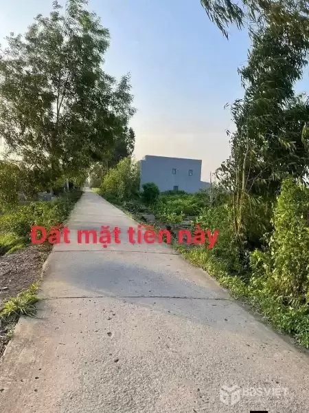 Bán 2 lô đất ấp 10, Lương Hòa dt 1012m2 ( 300m2 thổ) giá 2,2 tỷ , dt 1460m2 ( 300m2 thổ) giá 3 tỷ