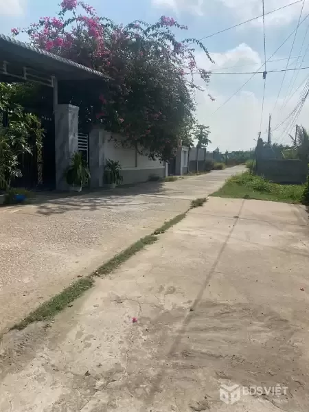 Bán nhà vườn mới xây Thạnh Đức tdt 1170m2 (150m2 thổ) có ao cá giá 3 tỷ