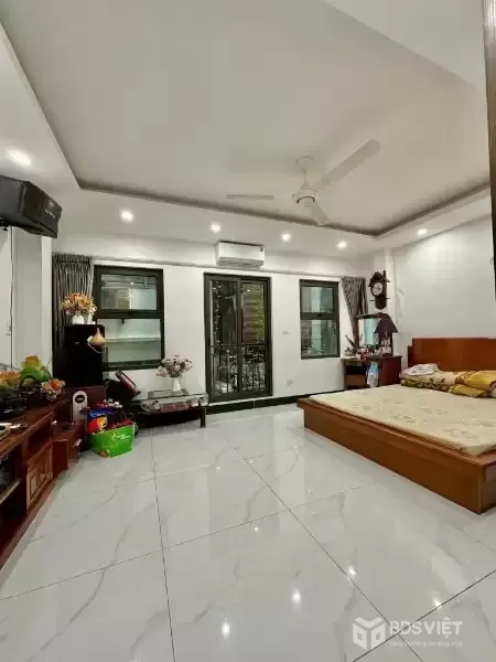 Bán Nhà Đê Trần Khát Chân 37m2. 5 tầng. mặt tiền 5.5m. giá 15.9 Tỷ Hai Bà Trưng Hà Nội