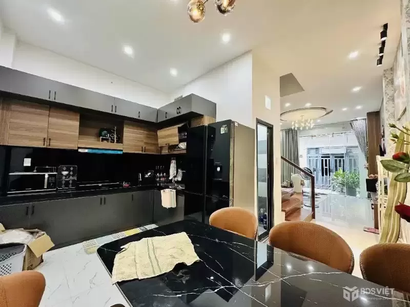 Bán nhà 3 tầng đường Núi Thành, Hải Châu, Đà Nẵng – Nhà kiên cố, vị trí trung tâm.