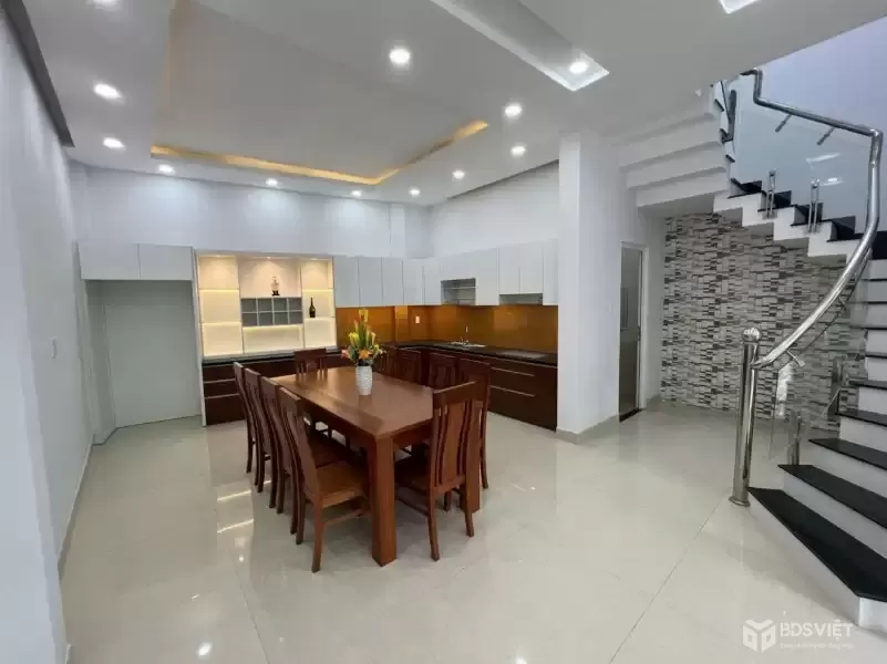 Bán nhà đẹp xã Phú Hòa Đông dt 83m2 1 lầu,2pn,2wc giá 2,6 tỷ