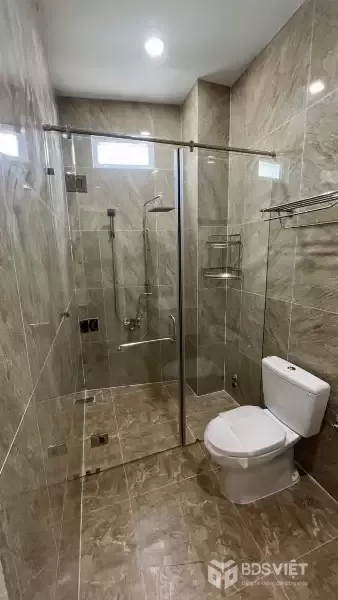 Bán nhà đẹp xã Phú Hòa Đông dt 83m2 1 lầu,2pn,2wc giá 2,6 tỷ