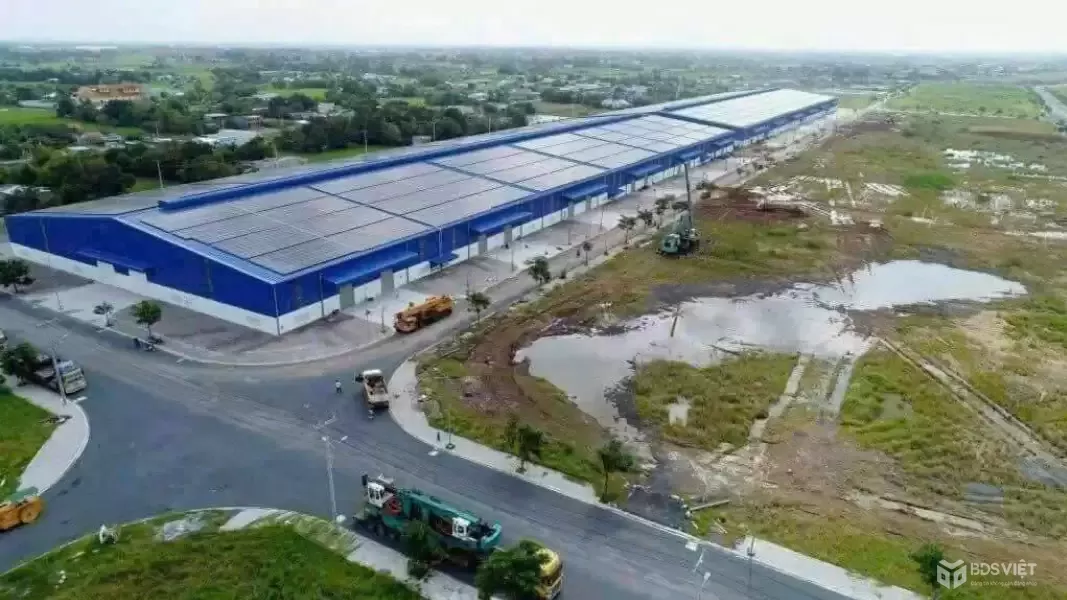 Bán đất mặt tiền tỉnh lộ 826b xã Phước Đông, Cần Đước dt 4000m2 ( 500m2 thổ ) giá chốt 25 tỷ