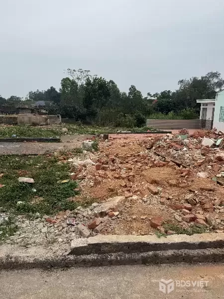 Bán Lô đất 1270m2, Mặt Tiền 45m. Tại Nhã Nam, Tân Yên,Bắc Giang. giá 2,8 tỷ