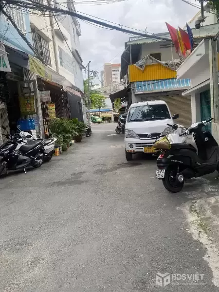 Bán đất diện tích lớn gần Tân Cảng, Bình Thạnh, 230m2, xây Hầm 7 tầng, 39.9 tỷ