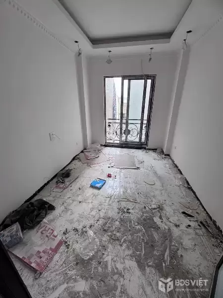 Cực hiếm : Mở Bán liền lô 4 căn - nhà 5 tầng đang hoàn thiện, tại Cự Khối, Long Biên chỉ 3,9 tỷ