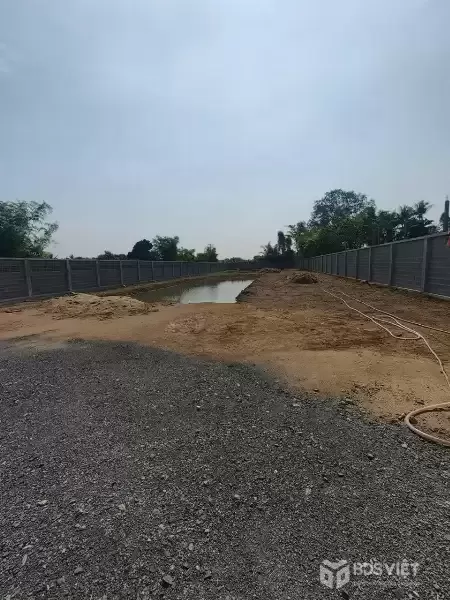 Bán lô đất đẹp có tường rào thích hợp xây biệt thự, nhà vườn xã Phước Lợi dt 1988m2 (350m2 thổ) giá 6,5 tỷ