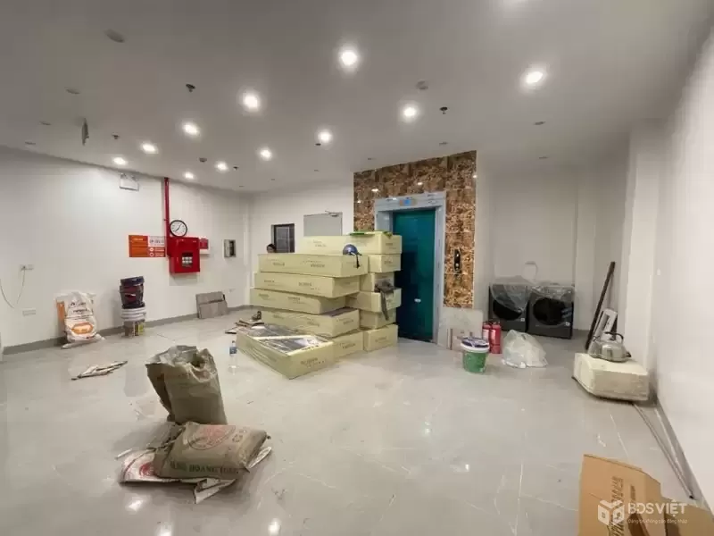 bán tòa CCMN ngọc khánh 47m x8 tầng 12 phòng 16,2 tỷ dòng tiền 70 tr/tháng