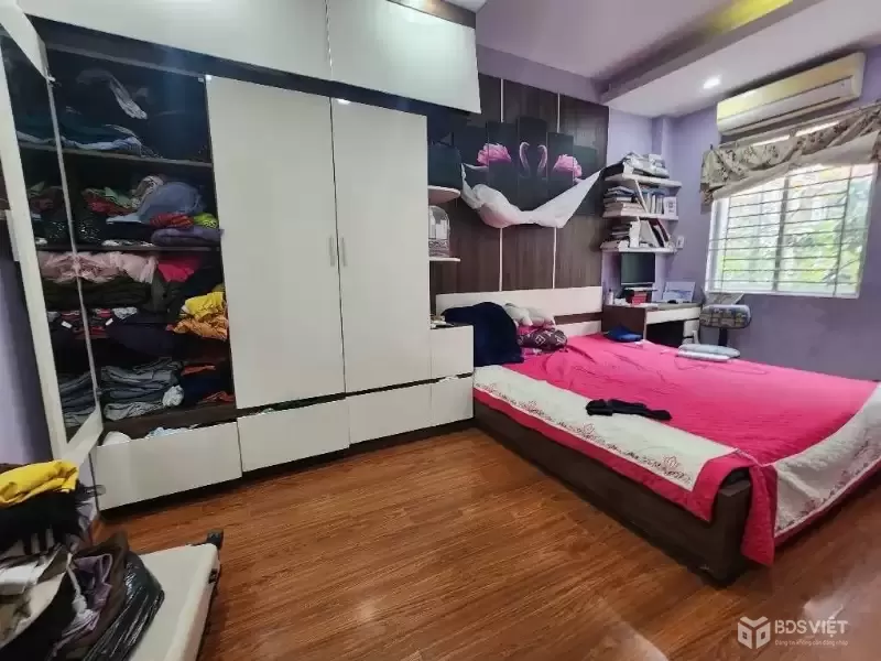 bán chung cư bộ quốc phòng hoàng quốc việt 140m 3 ngủ 2 wc giá 10,5 tỷ