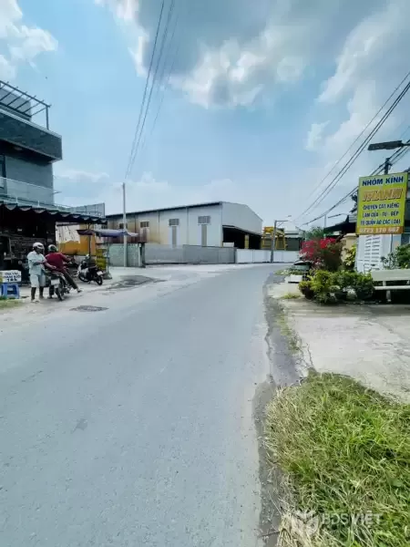 Bán đất mặt tiền đường số 5, Tân Thông Hội dt 130m2 full thổ giá 2,85 tỷ