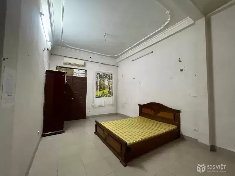 Bán Nhà  Mạc Thị Bưởi 31/37m2. 4 tầng. mặt tiền 3.8m. giá 9.8 Tỷ Hai Bà Trưng Hà Nội