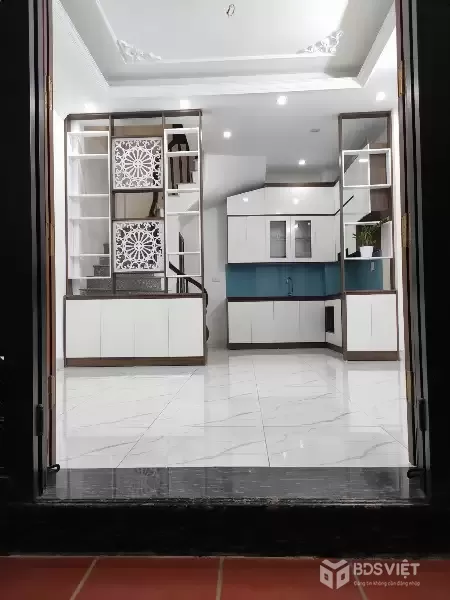 Bán Nhà Đê Trần Khát Chân 30m2. 5 tầng. mặt tiền 4.2m. giá chỉ 7.38 Tỷ Hai Bà Trưng Hà Nội