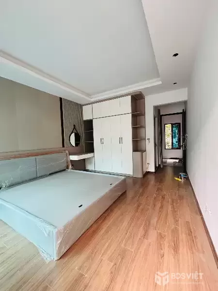 Bán Nhà Minh Khai 29/33m2. 5 tầng. mặt tiền 4.1m. giá đẹp 9.5 tỷ Hai Bà Trưng Hà Nội