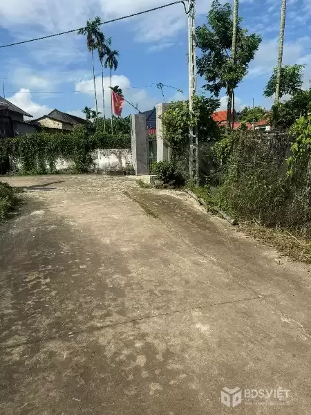 Chỉ 650 triệu - Có Lô Đất tại Trung tâm Thị Trấn Kép, Lạng Giang, Tỉnh Bắc Giang 112,5m2- Mt 6m