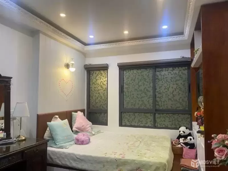 bán nhà phố đội nhân 37m x5 tầng 15,5 tỷ phân lô,gara ô tô,thang máy