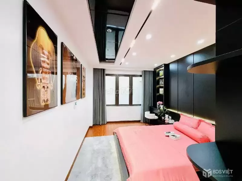 KHƯƠNG ĐÌNH NHÀ MỚI XÂY-  6 TẦNG THANG MÁY -  35M2 CHƯA TỚI 10 TỶ gần Vin mới