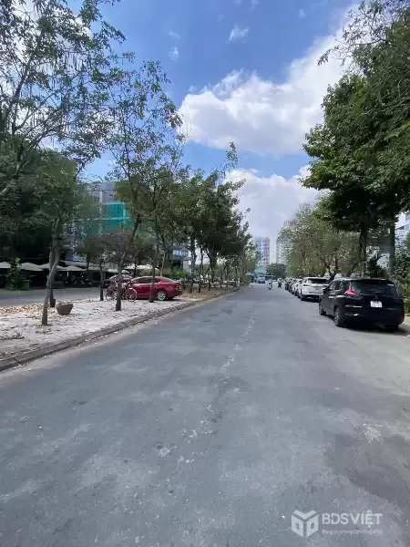 Bán nhà mặt tiền Trương Văn Bang, UBND Thủ Đức, 103m2, Hầm 6 Tầng, thang máy, 39.9 tỷ