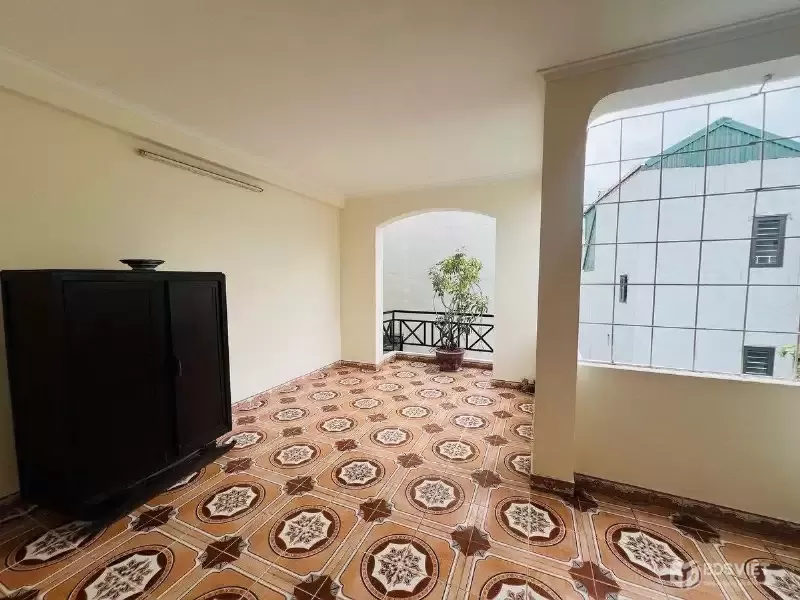 Bán Nhà Ngọc Khánh 40m2. 5 tầng. mặt tiền 5.1m. giá 9.8 tỷ Ba Đình Hà Nội