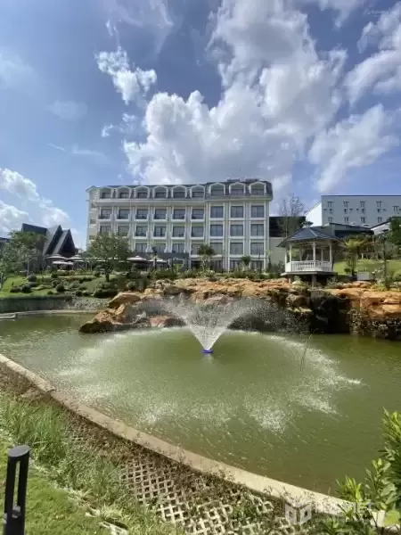 NHÀ ĐẸP – GIÁ TỐT –CẦN BÁN KHÁCH SẠN 3 SAO 40 PHÒNG 21 đường 1/5, P. B'Lao, TP. Bảo Lộc, Lâm Đồng