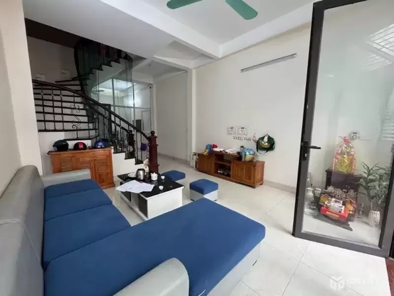 NHÀ ĐẸP VỪA Ở VỪA KINH DOANH – Ô TÔ TRÁNH NHAU Thôn Sáp Mai  xã Thiên Lộc (Võng La cũ) Diện tích: 57m² Mt 4.1m Sẵn nhà 4 tầng kiên cố