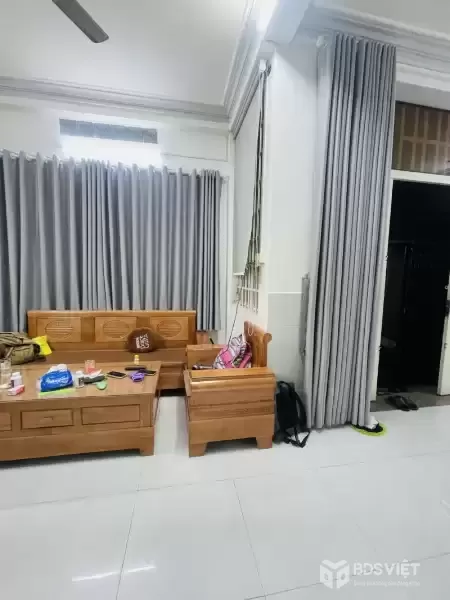 Bán nhà Hiệp Bình Phước Thủ Đức - 64m² (8x8m) - 3 Tầng Full Nội Thất - Giá 5.4 Tỷ