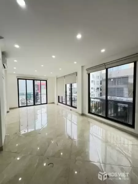 Láng Hạ mặt phố không chui ngõ - chủ giảm nhanh 2 tỷ - lô góc. mặt tiền phố chính đẳng cấp TOP 1