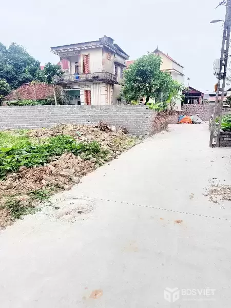 Lô Đất 413 m2- Mt 16m. Full thổ cư tại Yên Dũng, Bắc Giang. Giá 5,2 tỷ