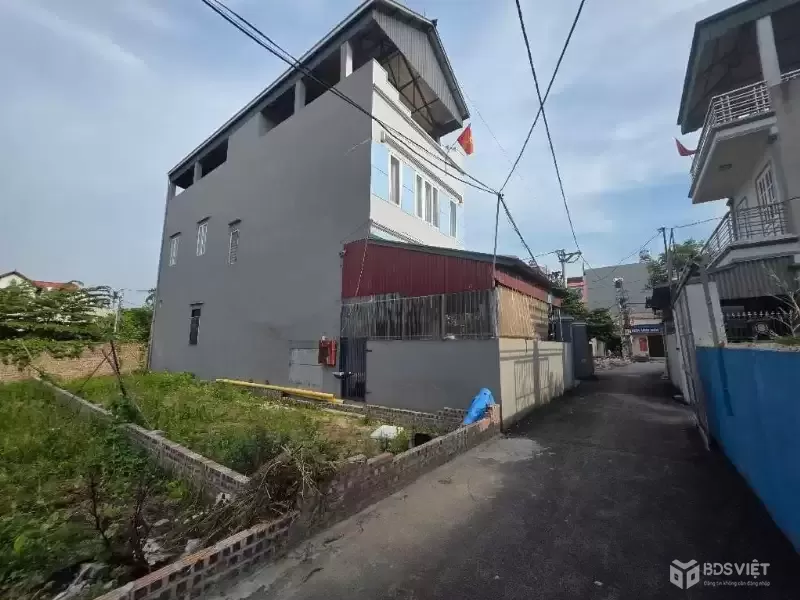 LÔ GÓC 2 MẶT TIỀN – ĐẤT ĐẸP THỌ ĐA, KIM NỖ  Full thổ cư – pháp lý rõ ràng Mặt tiền ~4m – nở hậu cực đẹp Ô tô vào đất – 2 mặt tiền thoáng