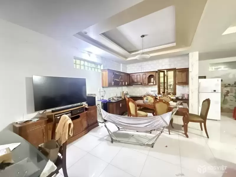 Bán Biệt Thự Mặt Tiền Linh Đông Thủ Đức -243m2 ngang 7m  - Vừa Ở Vừa Kinh Doanh - 36 Tỷ