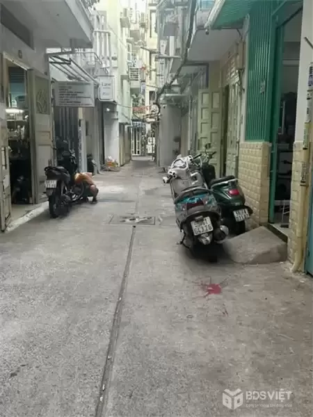 Nhà Đường số 4 Cư Xá Đô Thành Phường 4 Cũ Quận 3.