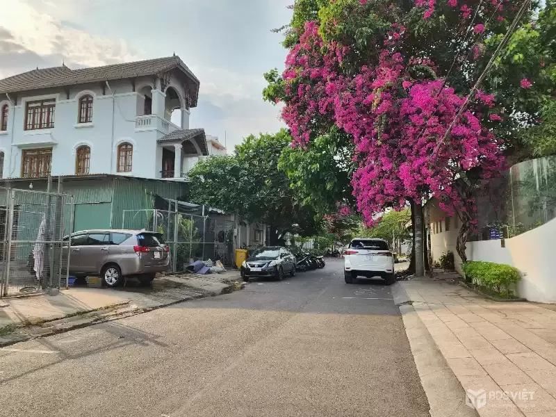 Ngộp! Bán đất ngang lớn gần Trần Não, 290m2 (10x30) 57.9 tỷ, Đường 12, Bình An