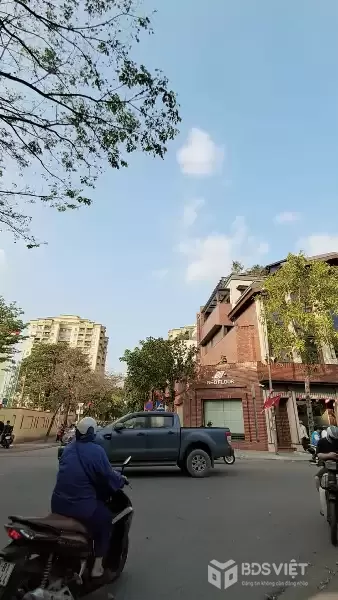 BÁN BIỆT THỰ KĐT Sài Đồng 160M2, SÁT HỒ, GIẢM 4.2 Tỷ còn 40.8 Tỷ.[0372311369]