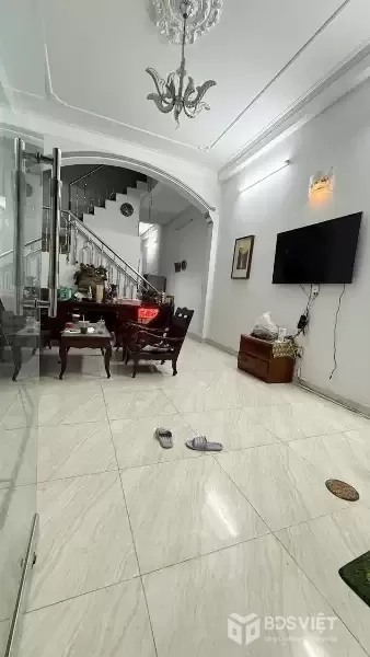 Nhà mặt tiền đường nội bộ 204 Cao Lỗ P4 -Q8, Giá : 10.8 Tỷ (TL)