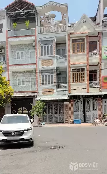 Nhà mặt tiền đường nội bộ 204 Cao Lỗ P4 -Q8, Giá : 10.8 Tỷ (TL)